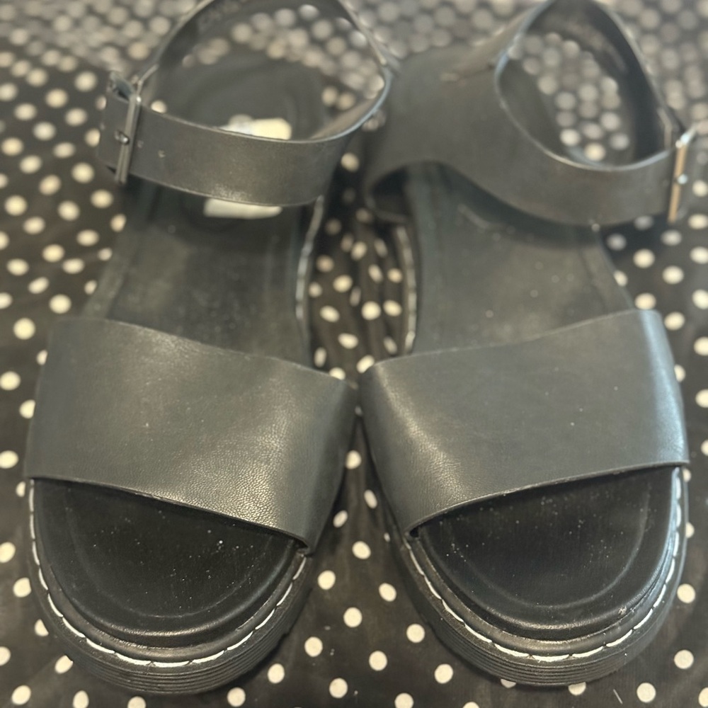 Diba Black Sandals